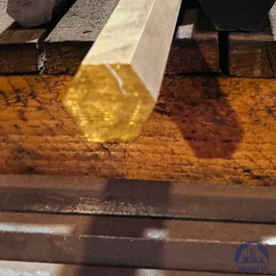 Шестигранник латунный 5,5 мм ЛС59-1 ГОСТ 2060-2006 купить в Орёл